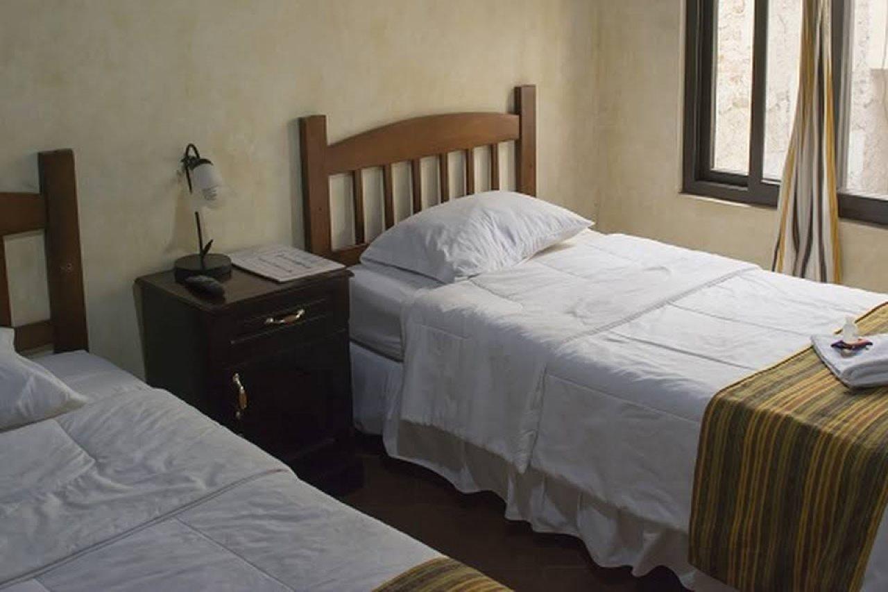 Hotel Y Galeria Uxlabil Antigua Zewnętrze zdjęcie