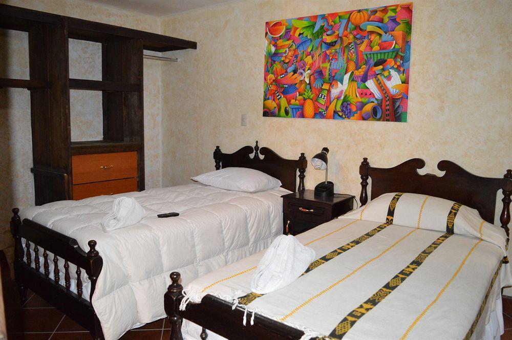 Hotel Y Galeria Uxlabil Antigua Zewnętrze zdjęcie