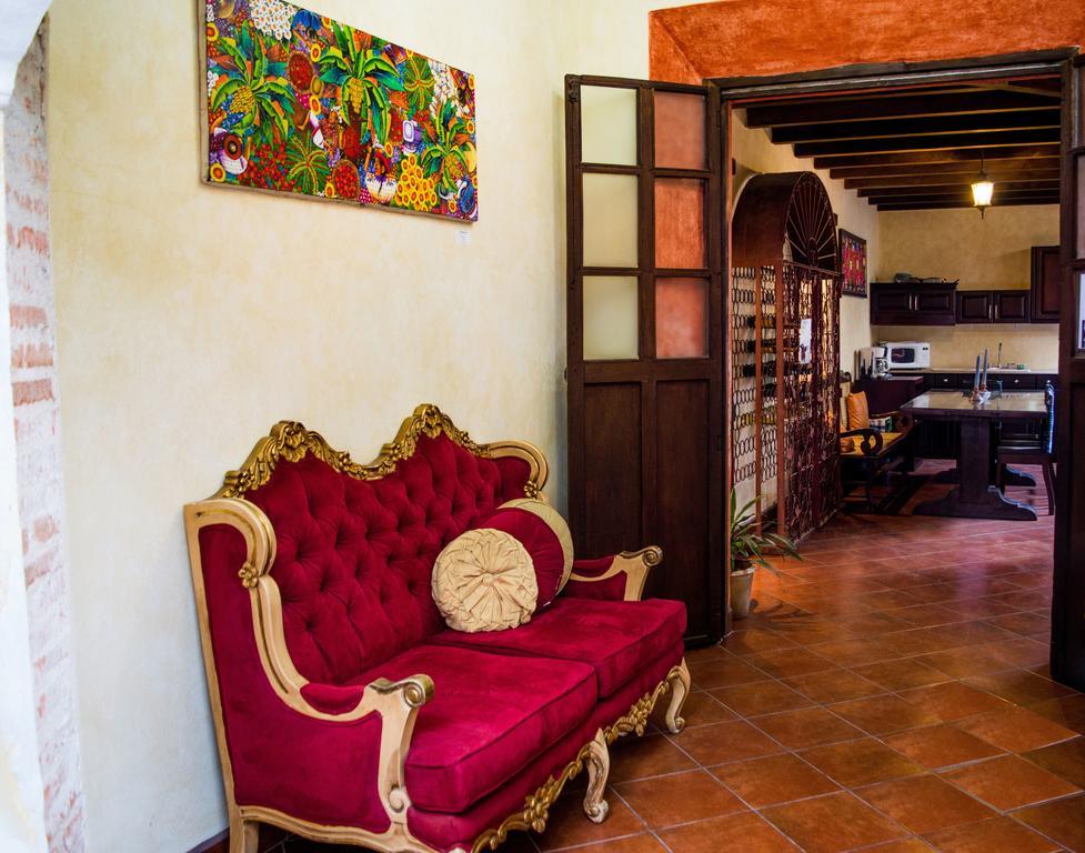 Hotel Y Galeria Uxlabil Antigua Zewnętrze zdjęcie