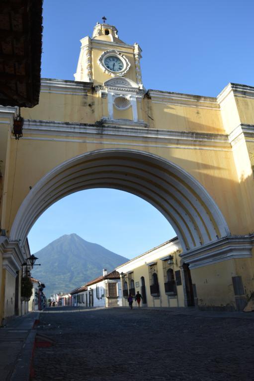 Hotel Y Galeria Uxlabil Antigua Zewnętrze zdjęcie