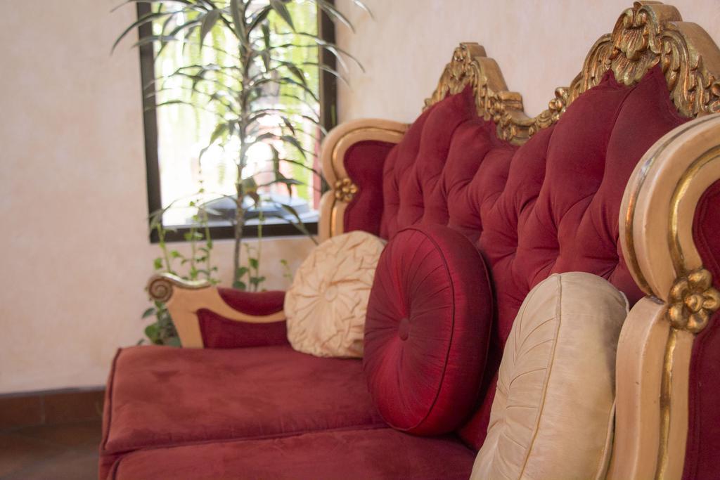 Hotel Y Galeria Uxlabil Antigua Zewnętrze zdjęcie