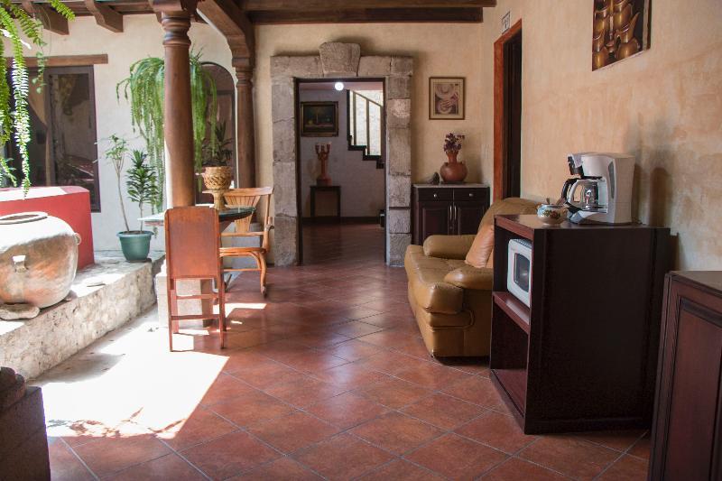 Hotel Y Galeria Uxlabil Antigua Zewnętrze zdjęcie