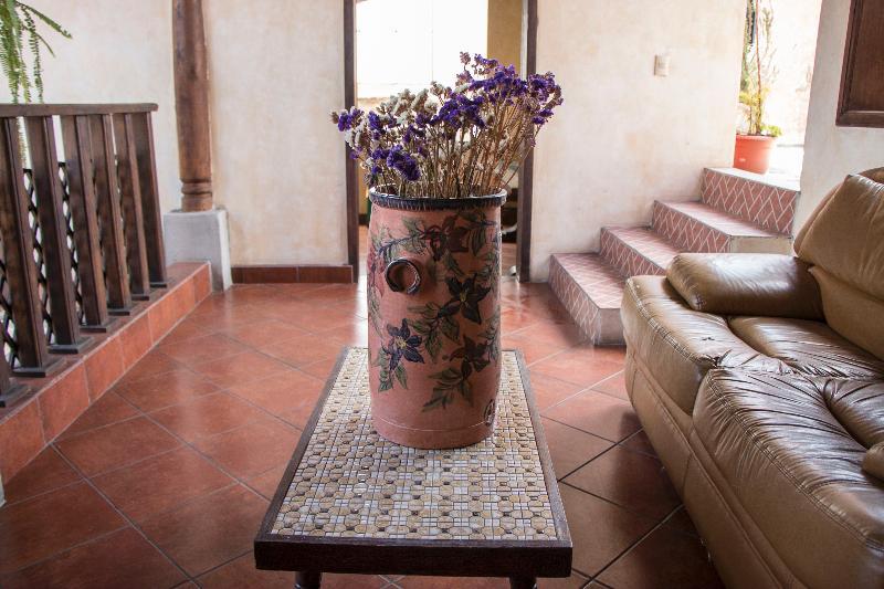 Hotel Y Galeria Uxlabil Antigua Zewnętrze zdjęcie