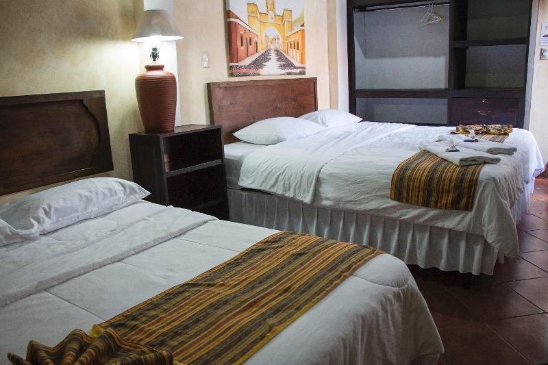 Hotel Y Galeria Uxlabil Antigua Zewnętrze zdjęcie