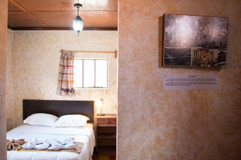 Hotel Y Galeria Uxlabil Antigua Zewnętrze zdjęcie