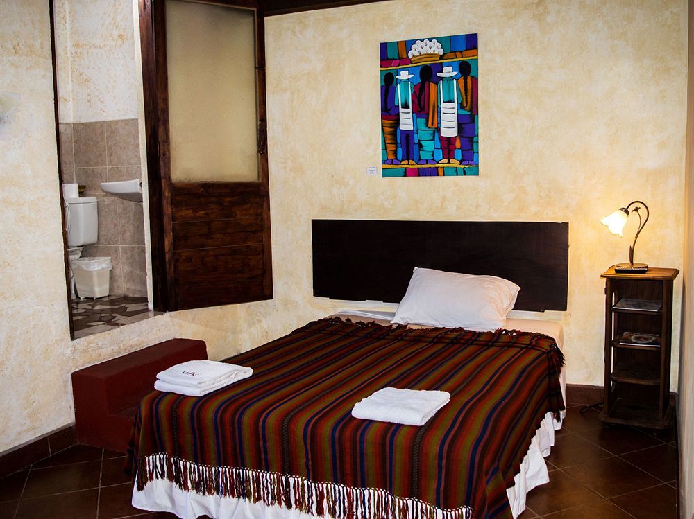 Hotel Y Galeria Uxlabil Antigua Zewnętrze zdjęcie
