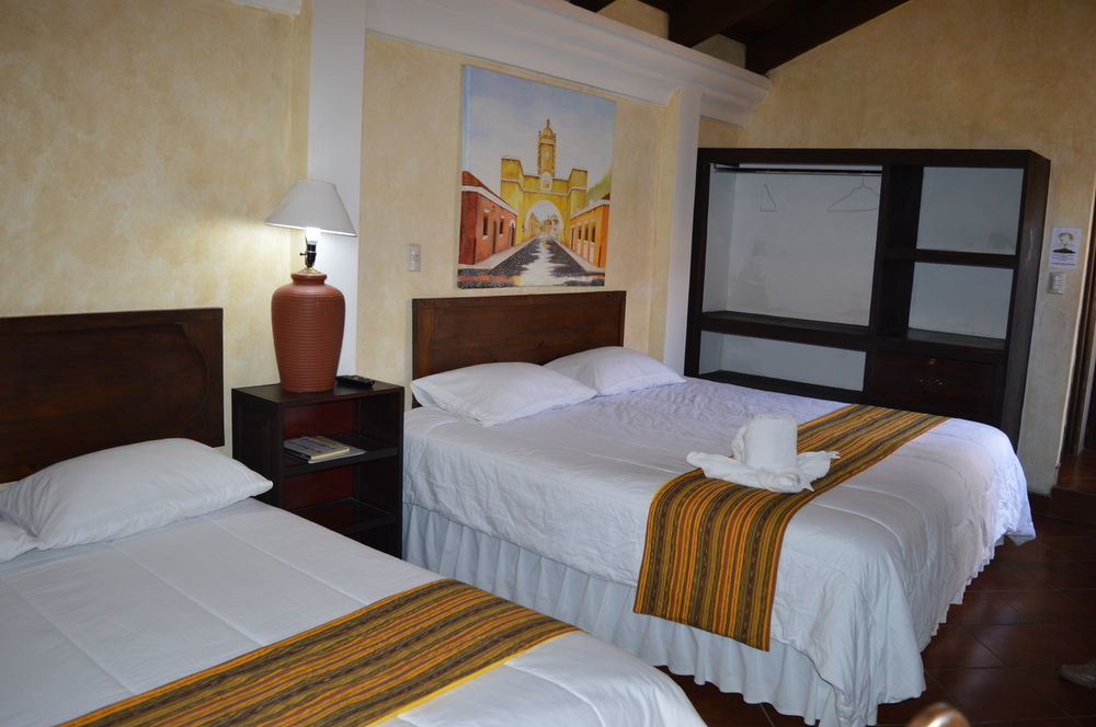 Hotel Y Galeria Uxlabil Antigua Zewnętrze zdjęcie