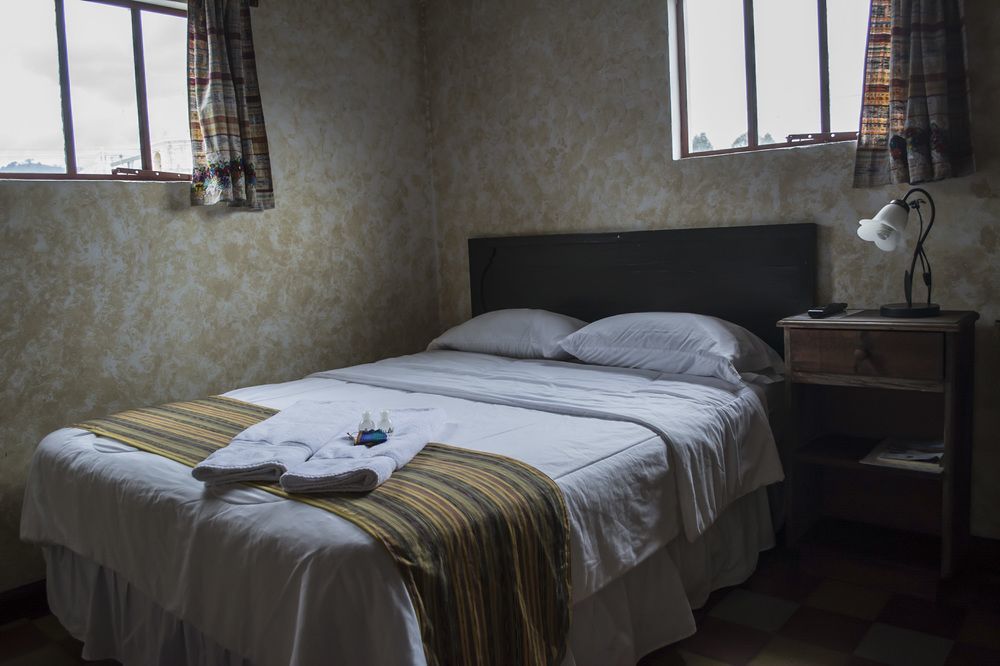 Hotel Y Galeria Uxlabil Antigua Zewnętrze zdjęcie