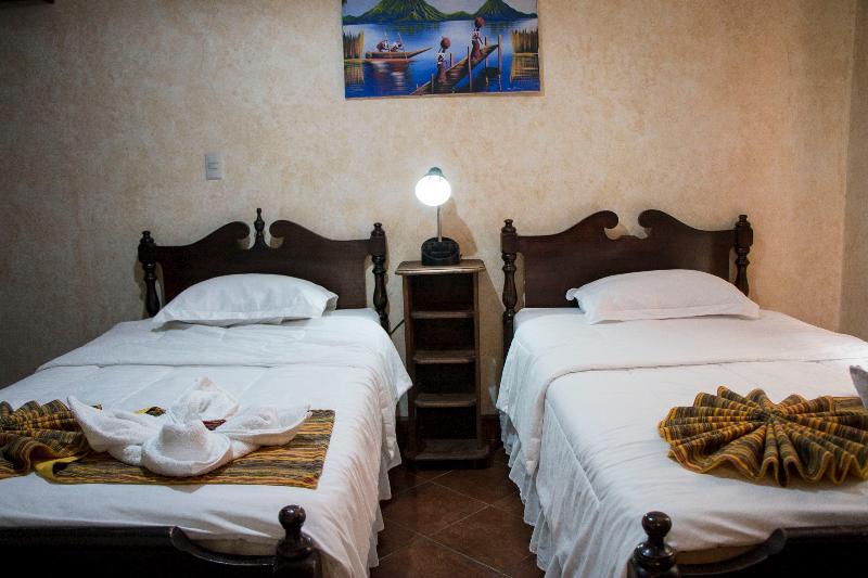 Hotel Y Galeria Uxlabil Antigua Zewnętrze zdjęcie