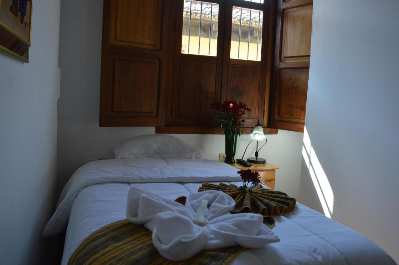 Hotel Y Galeria Uxlabil Antigua Zewnętrze zdjęcie